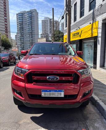 FORD RANGER 2.2 XLS 4X4 CD 16V DIESEL 4P AUTOMÁTICO FORD RANGER 2.2 XLS 4X4 CD 16V DIESEL 4P AUTOMÁTICO
